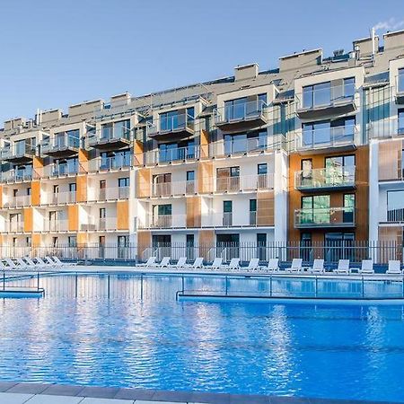 Apartamentyprzymorzu 010 Z Basenem Tarasem I Ogrodkiem Kolberg Exterior foto