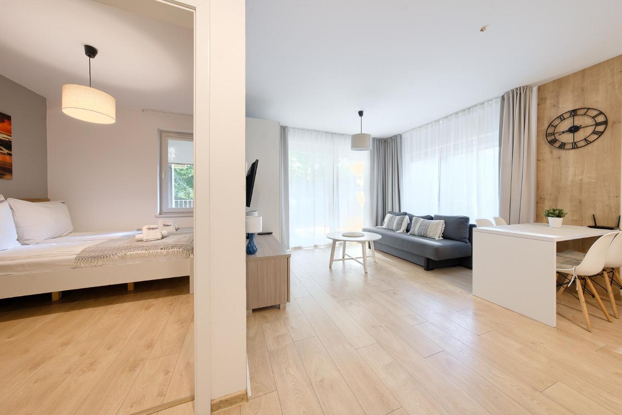 Apartamentyprzymorzu 010 Z Basenem Tarasem I Ogrodkiem Kolberg Exterior foto